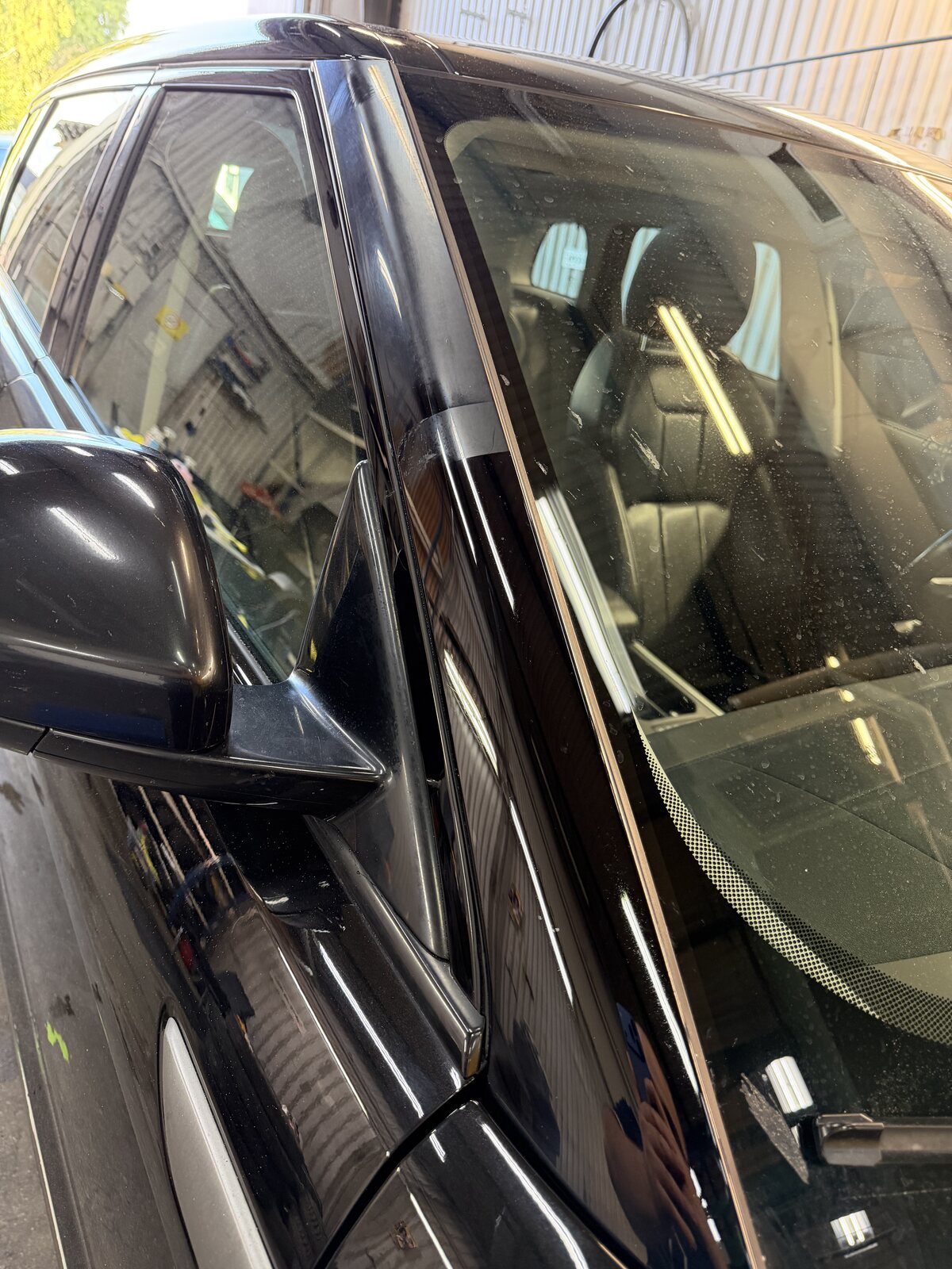 Range Rover Evoque, front